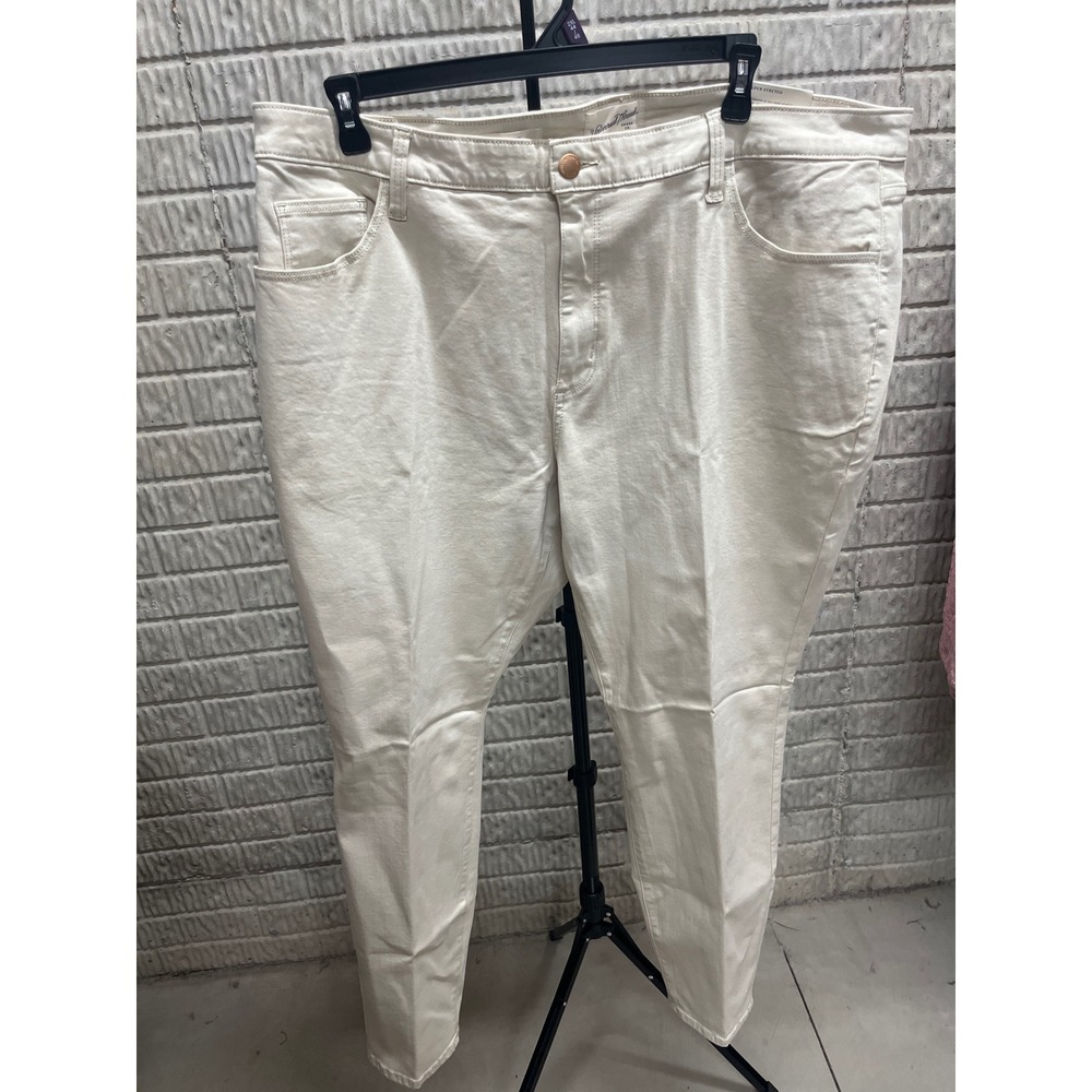 Universal Thread Ecru High-Rise Skinny Jeans Plus Size 24 Regular‎ Super Stretch